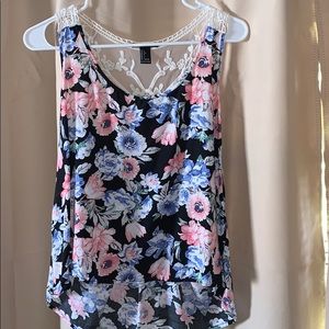 Flower tank top